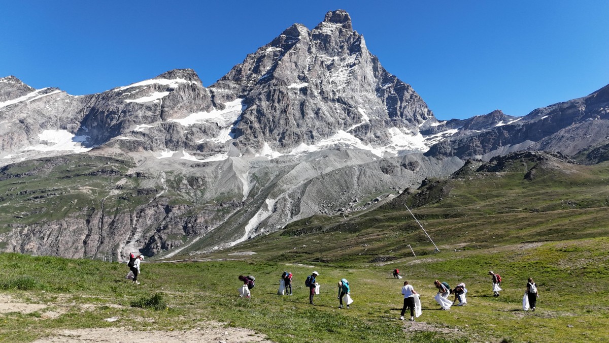 A collective effort at the foot of the Matterhorn: 650 kg of waste collected
