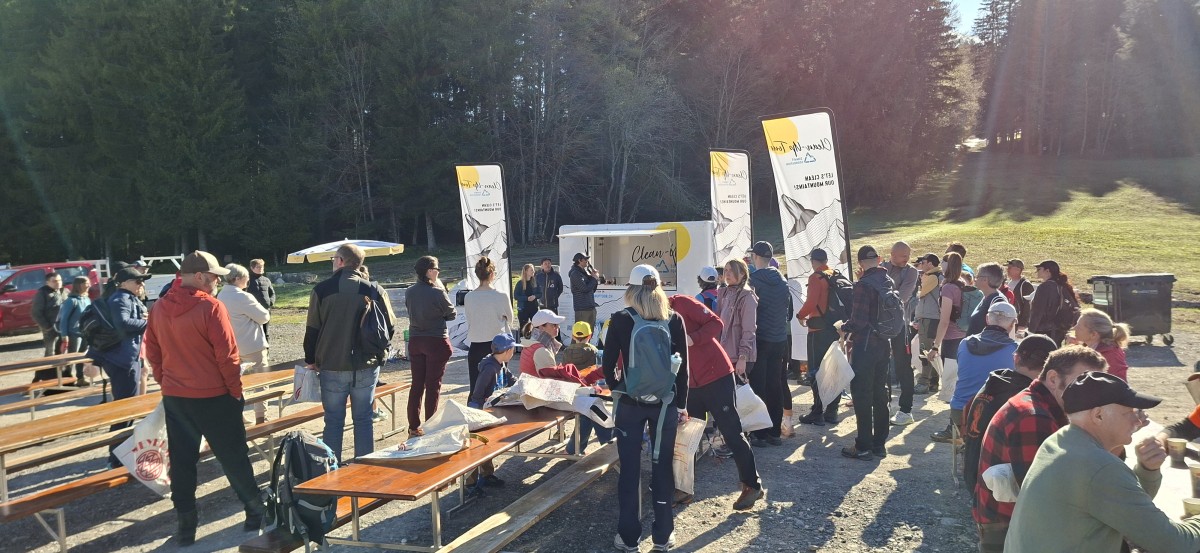 Clean Up Tour Summit Foundation Les Paccots1