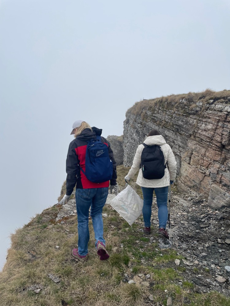 Clean Up Tour Summit Foundation Monte Generoso