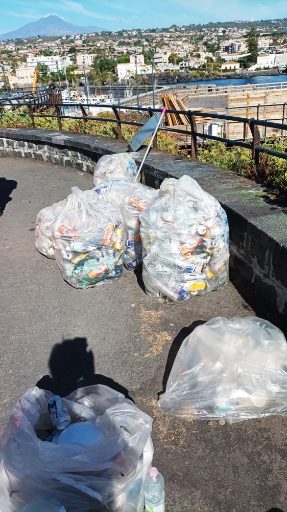 f78eb4de 747d 4c3c 992a 82a63656da5c